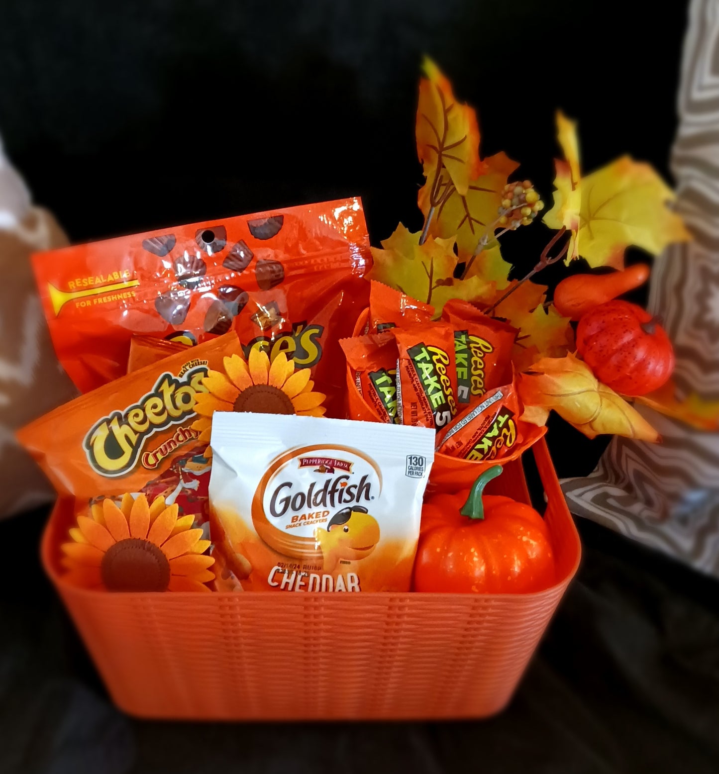 COLOR "ORANGE" THEME BASKET